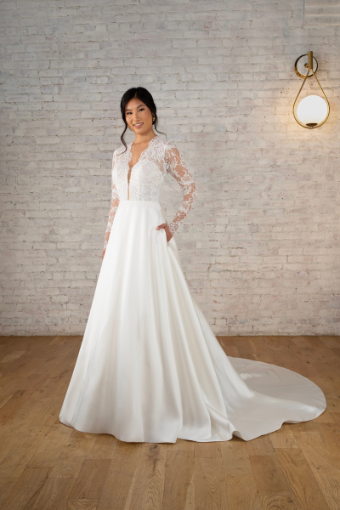 Here & Now Style #7820 #0 default (IV-PL) Ivory Gown w Porcelain Tulle Plunge thumbnail